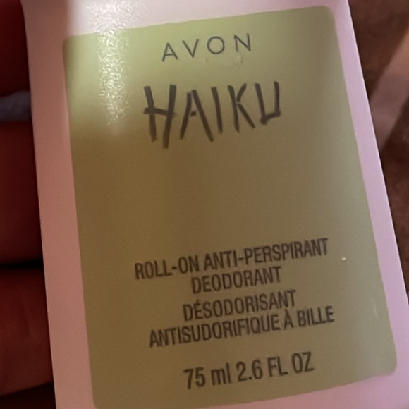 NEW Avon’s Haiku Roll On Women’s Deodorant - Picture 2 of 4
